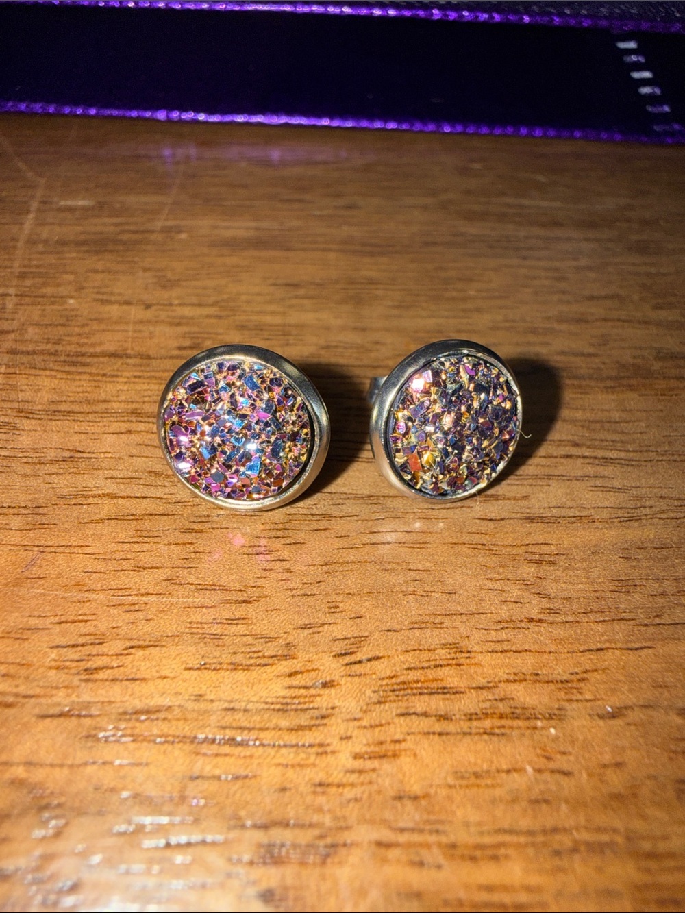 Druzy Round Stud Earrings in Iridescent Pink-Purple